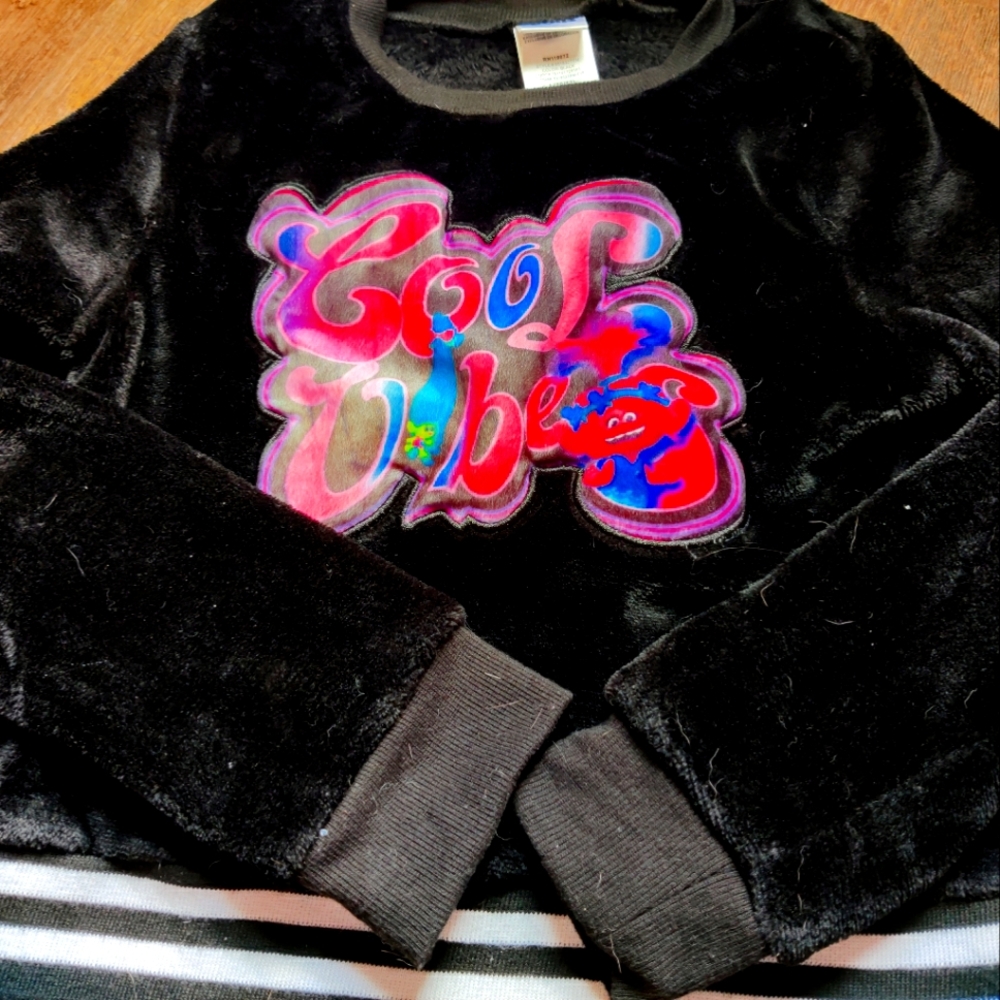 Girls Trolls sweater